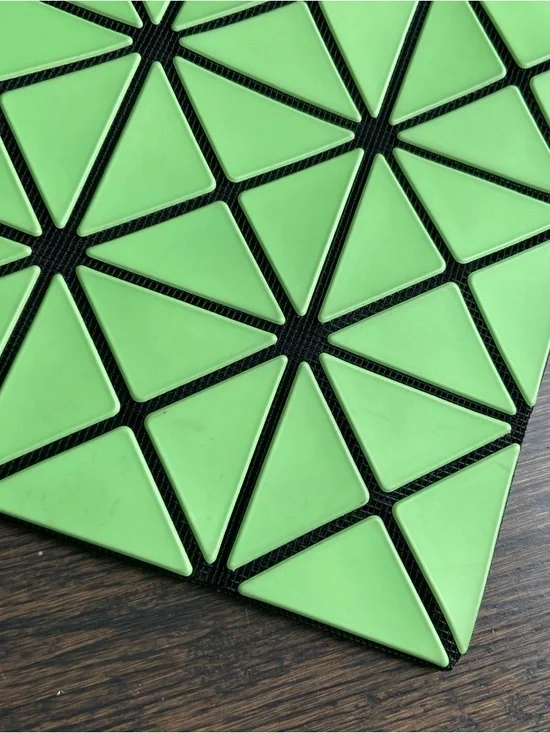 BAO BAO ISSEY MIYAKE Green Lucent Tote Bag - Picture 3 of 16